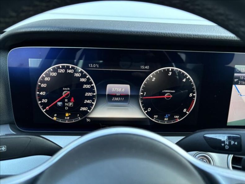 Mercedes Třída E - hlavní fotka