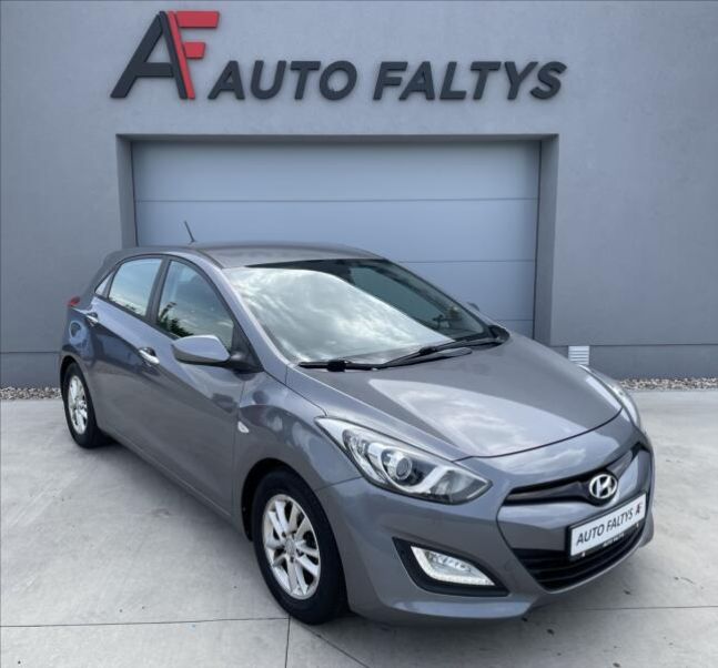 Hyundai i30 - hlavní foto