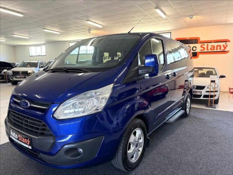 Ford Tourneo - hlavní foto