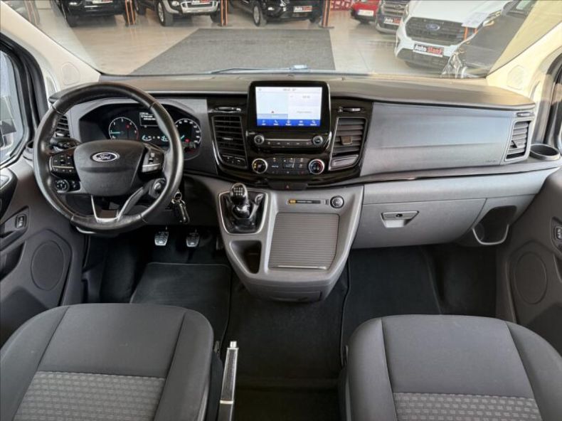 Ford Tourneo - hlavní fotka