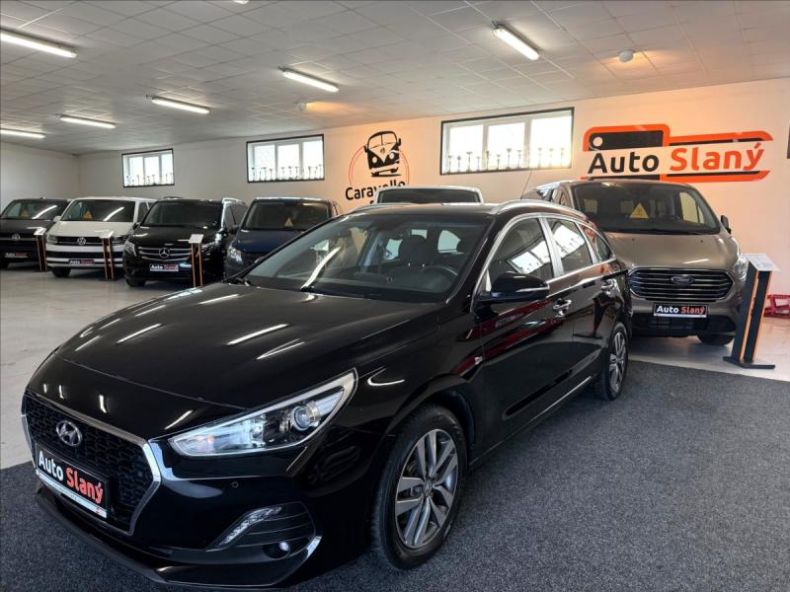 Hyundai i30 - hlavní foto