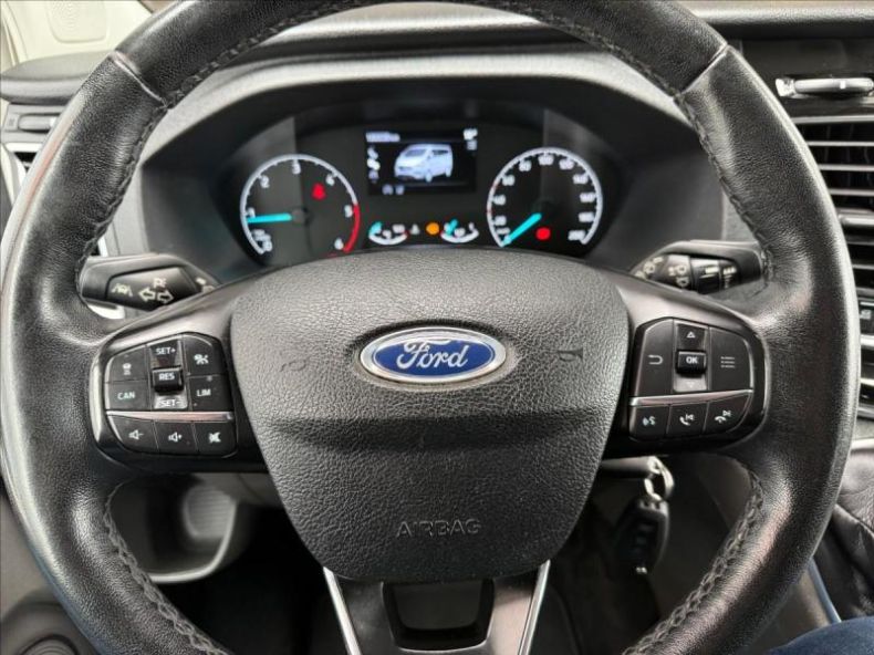 Ford Tourneo - hlavní fotka