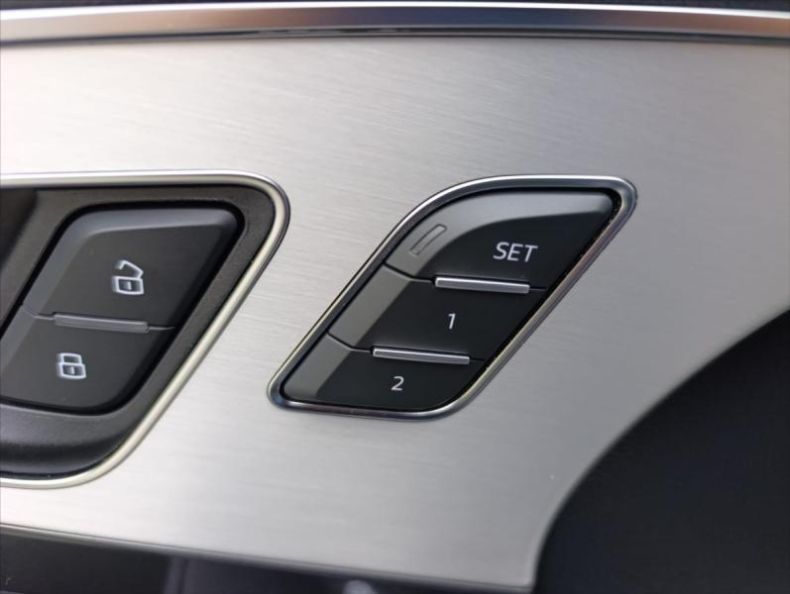 Audi Q7 - hlavní fotka