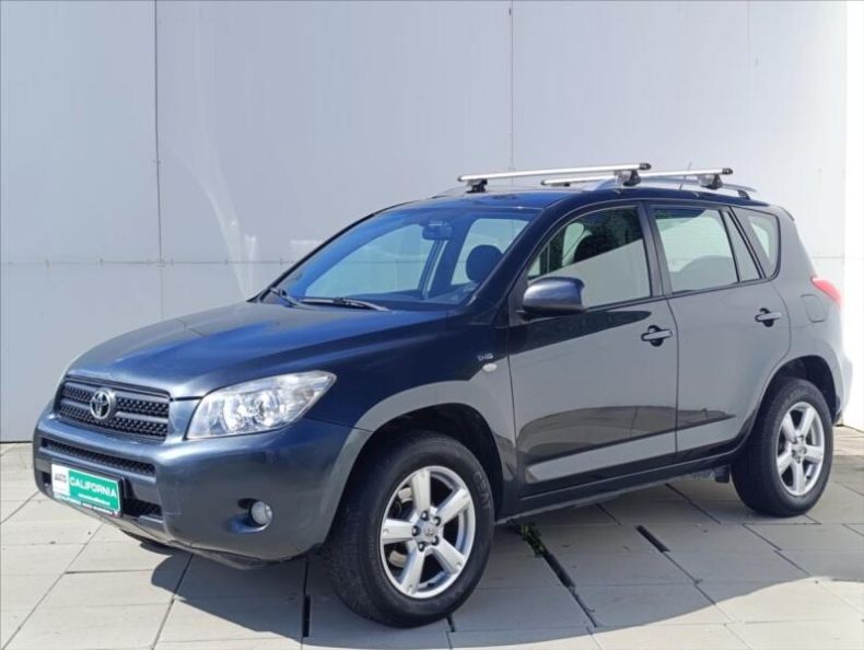 Toyota RAV 4 - hlavní fotka inzerátu