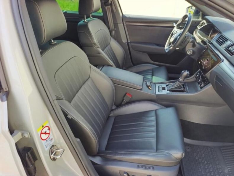 Škoda Superb - hlavní fotka
