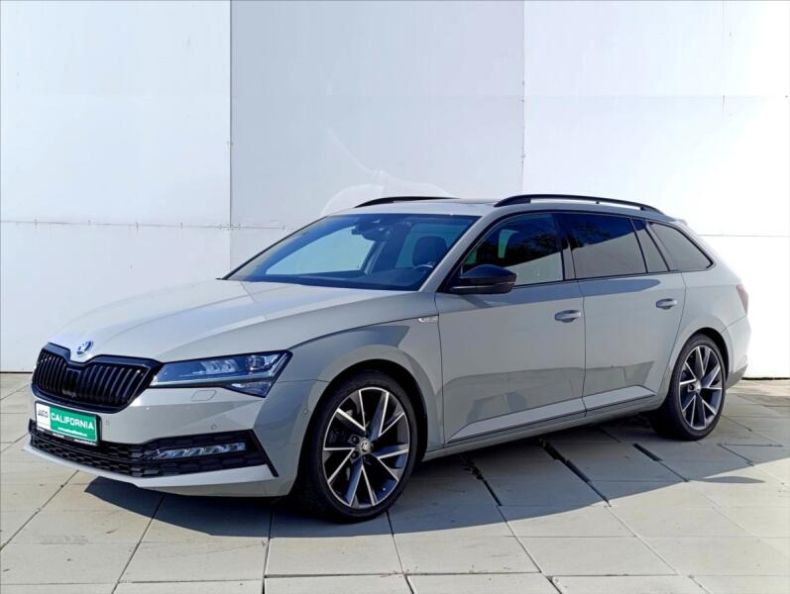Škoda Superb - hlavní fotka