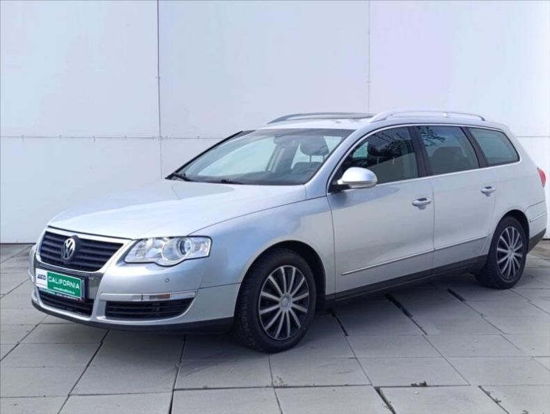 Volkswagen Passat - hlavní fotka inzerátu