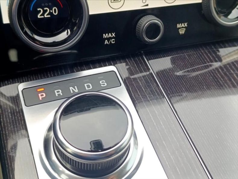 Land Rover Range Rover - hlavní fotka