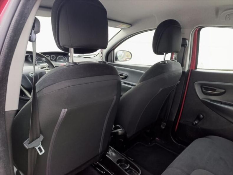 Lancia Ypsilon - hlavní fotka