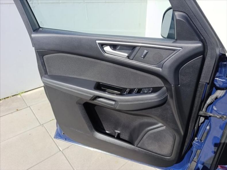 Ford S-MAX - hlavní fotka