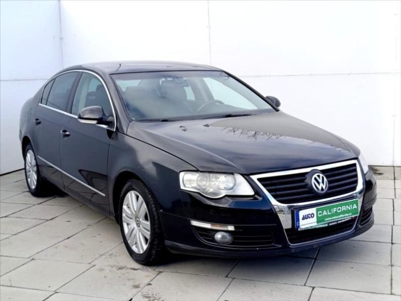 Volkswagen Passat - hlavní fotka
