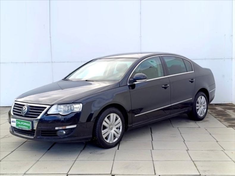 Volkswagen Passat - hlavní fotka inzerátu