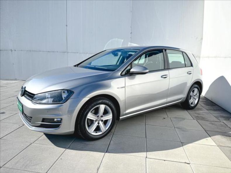 Volkswagen Golf - hlavní fotka inzerátu