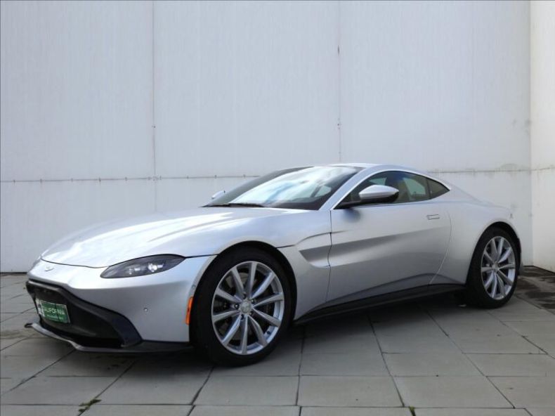 Aston Martin Vantage - hlavní foto