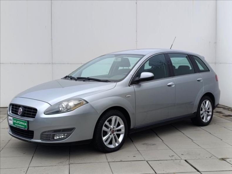 Fiat Croma - hlavní fotka inzerátu