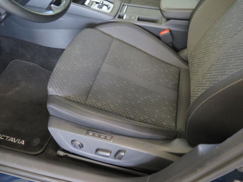 Škoda Octavia - hlavní fotka