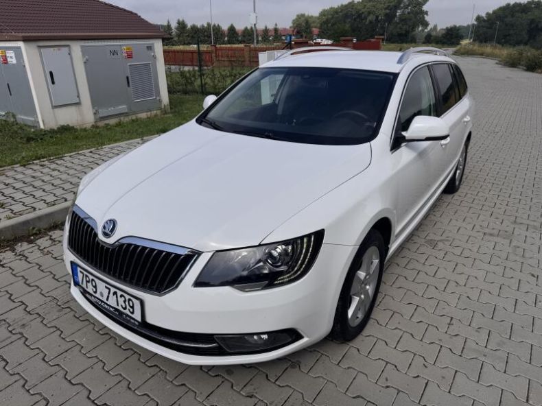 Škoda Superb - hlavní fotka inzerátu