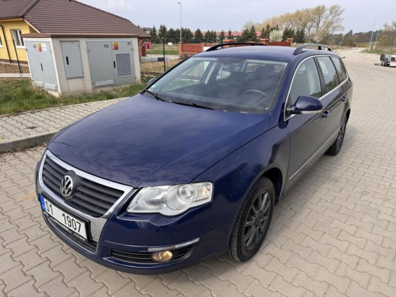 Volkswagen Passat - hlavní fotka inzerátu