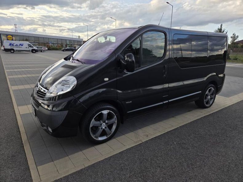 Opel Vivaro - hlavní fotka