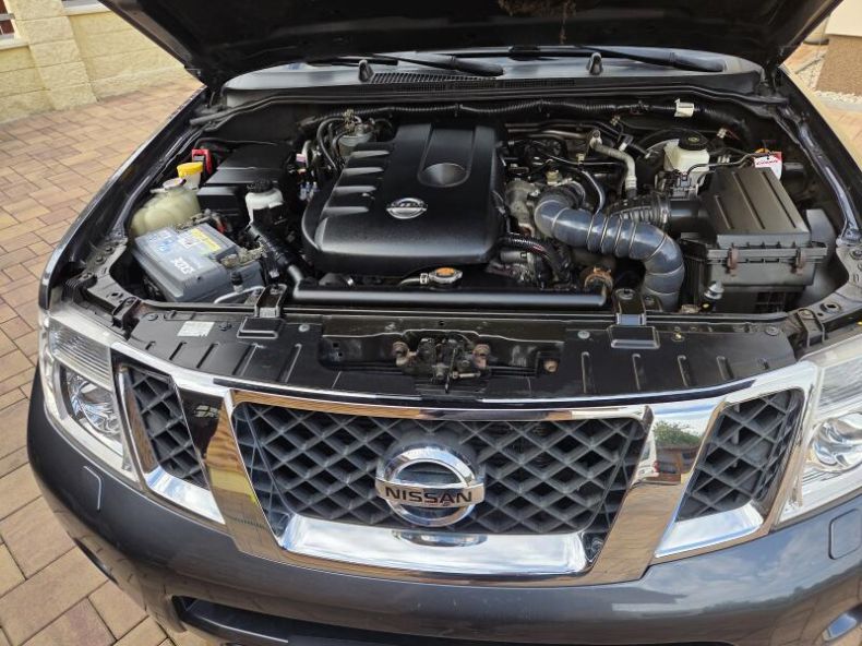 Nissan Pathfinder - hlavní fotka