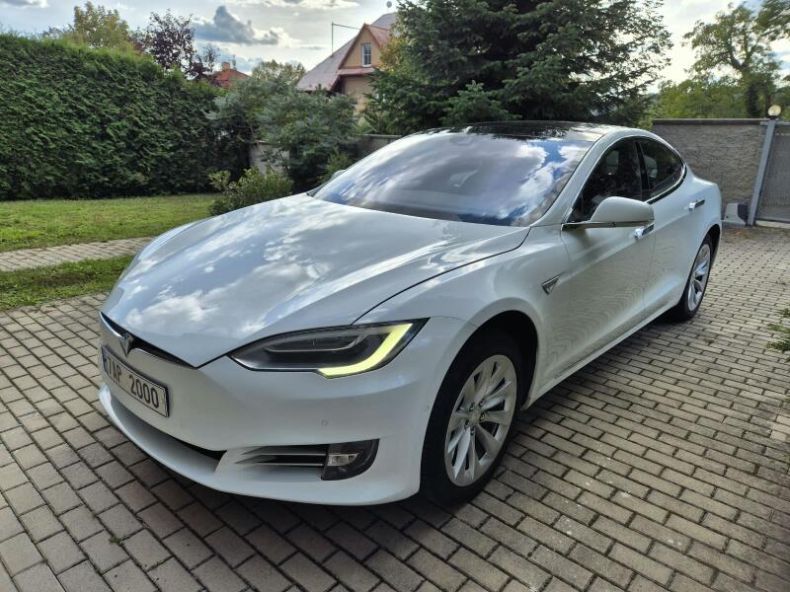 Tesla S-type - hlavní fotka inzerátu