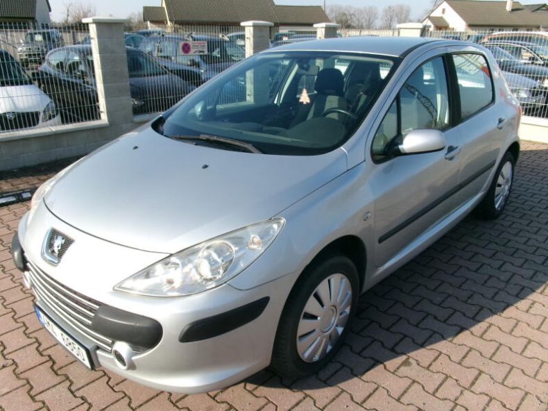 Peugeot 307 - hlavní foto