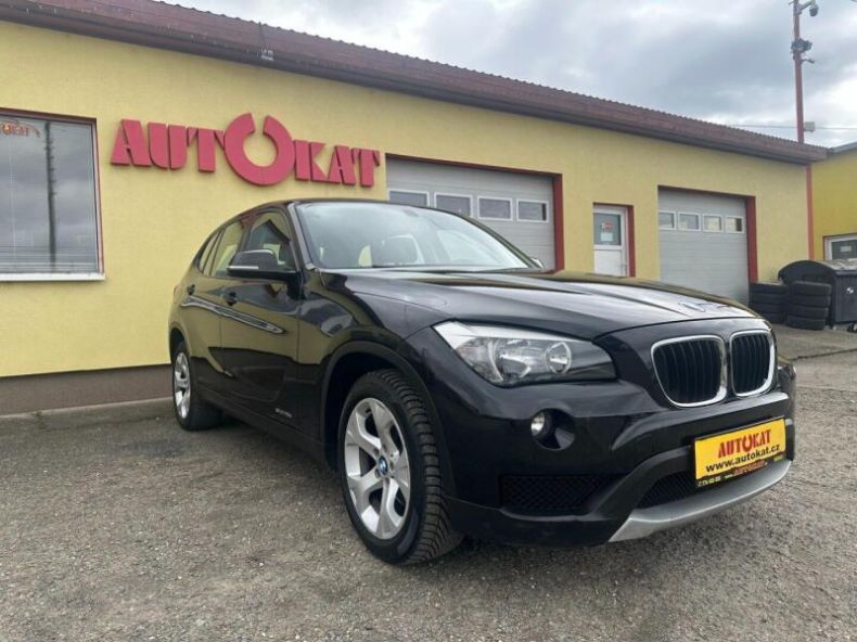 BMW X1 - hlavní foto