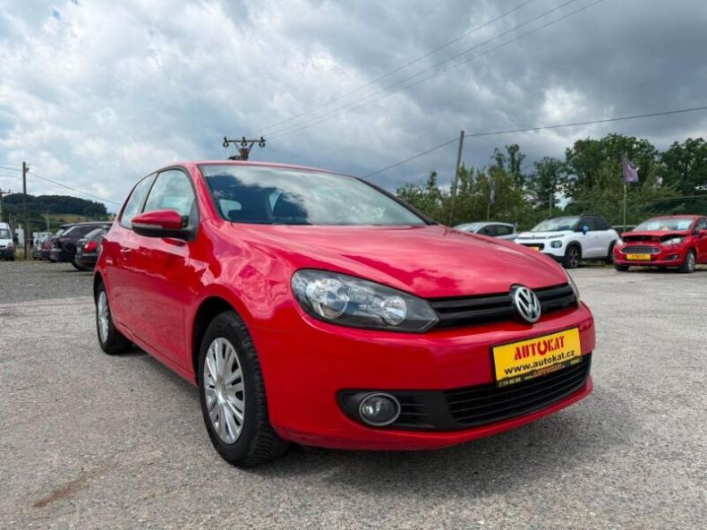 Volkswagen Golf - hlavní foto