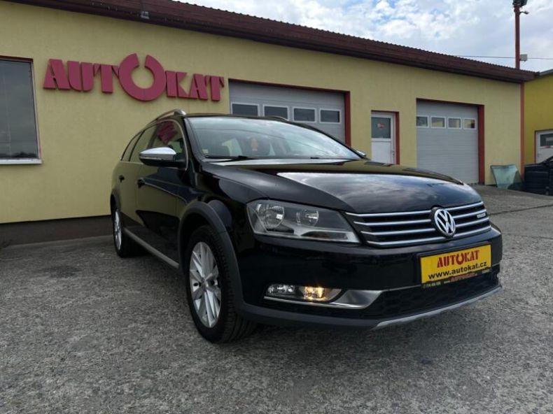 Volkswagen Passat - hlavní fotka inzerátu