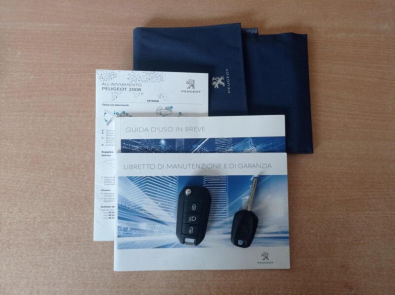 Peugeot 2008 - hlavní fotka