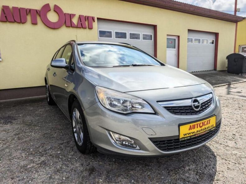 Opel Astra - hlavní fotka inzerátu