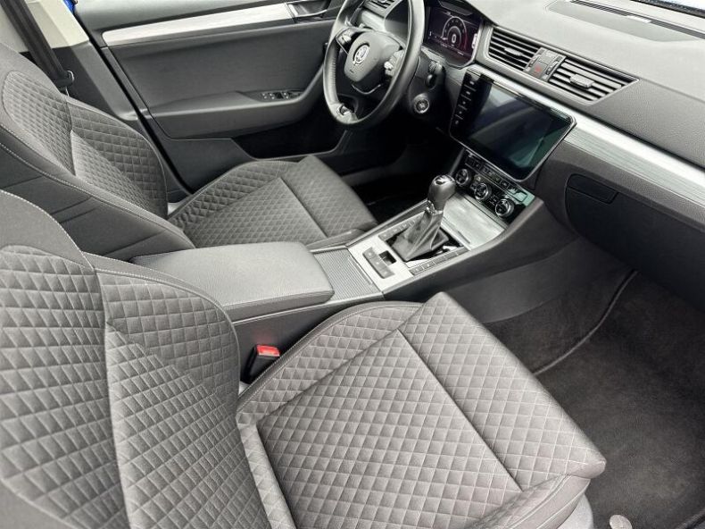 Škoda Superb - hlavní fotka