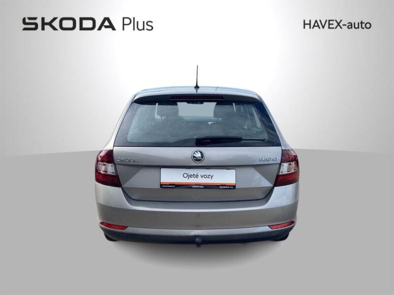 Škoda Rapid - hlavní fotka