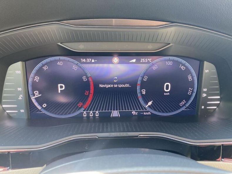 Škoda Superb - hlavní fotka