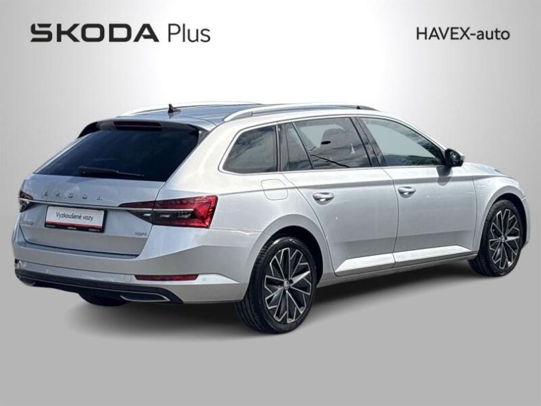 Škoda Superb - hlavní fotka