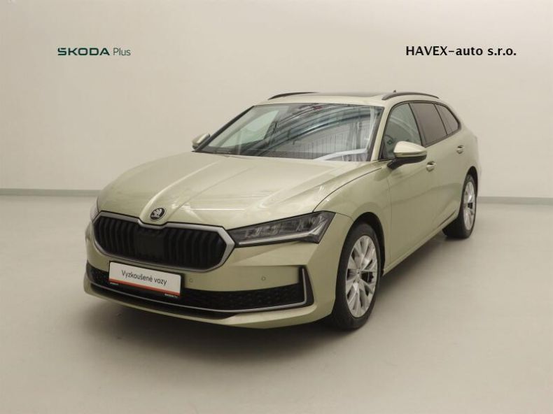 Škoda Superb - hlavní foto