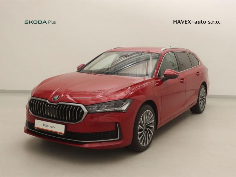 Škoda Superb - hlavní foto