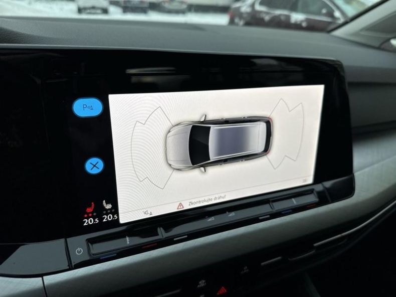 Volkswagen Golf - hlavní fotka