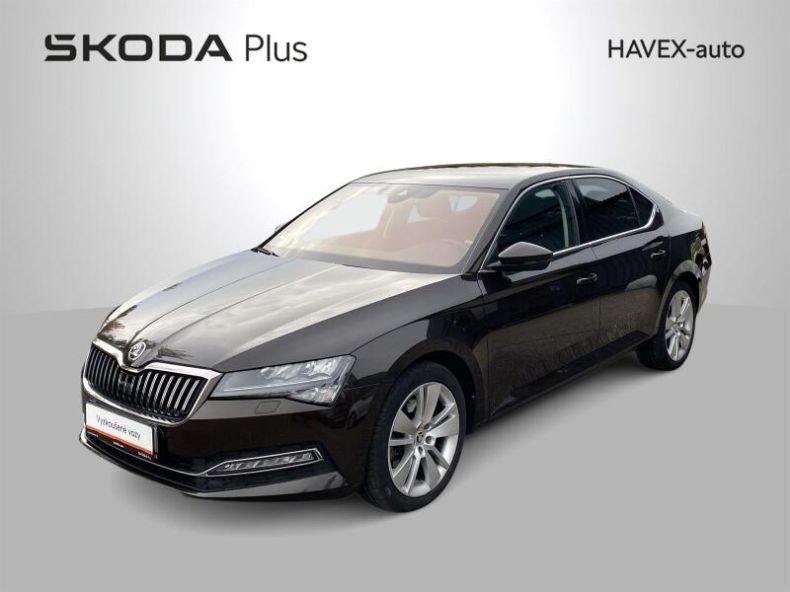 Škoda Superb - hlavní foto