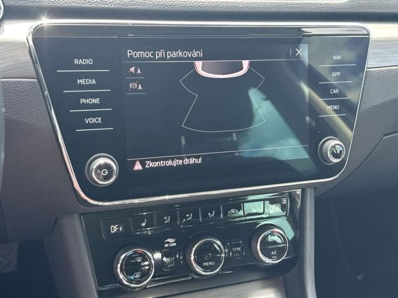 Škoda Superb - hlavní fotka