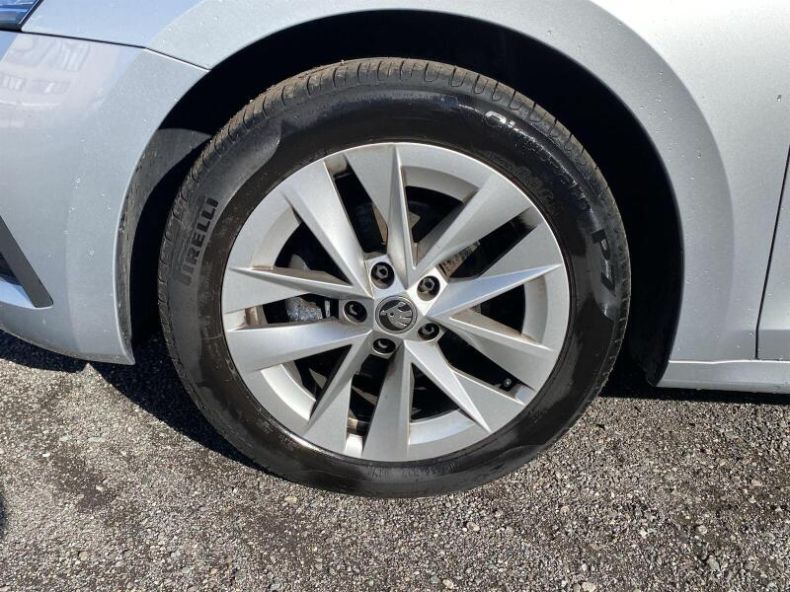 Škoda Octavia - hlavní fotka