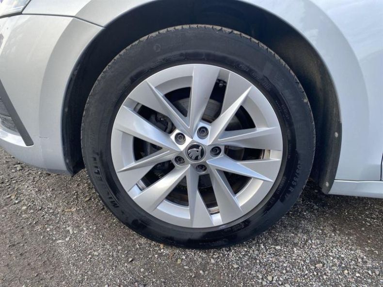 Škoda Octavia - hlavní fotka