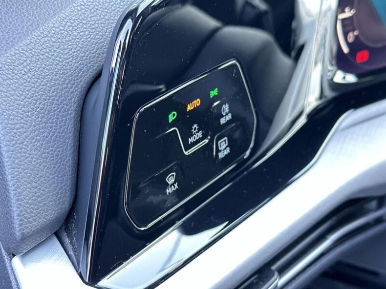 Volkswagen Golf - hlavní fotka