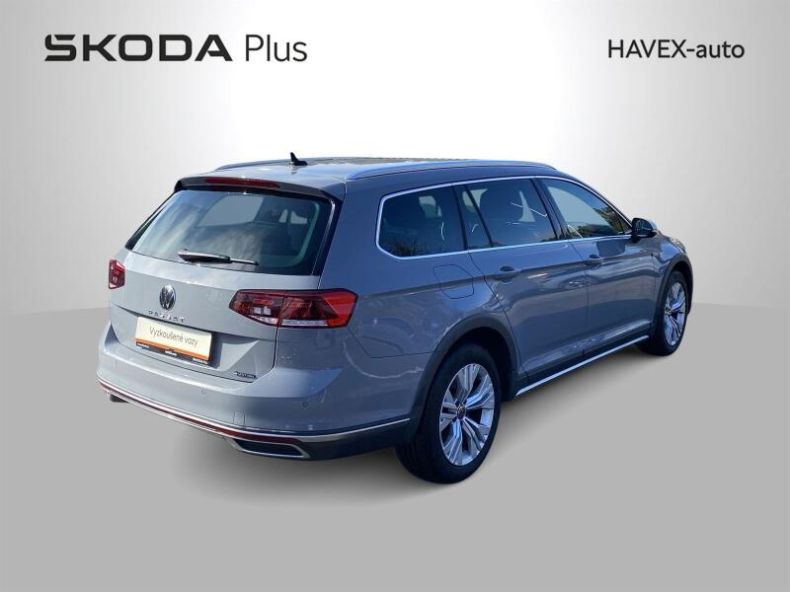 Volkswagen Passat - hlavní fotka