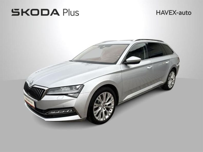 Škoda Superb - hlavní foto