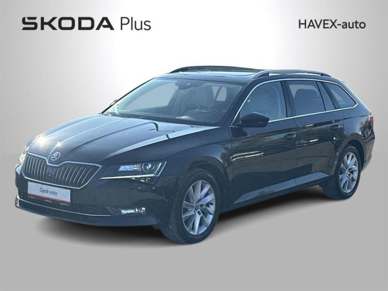Škoda Superb - hlavní foto
