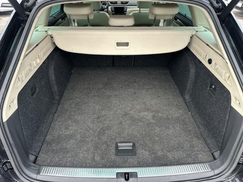 Škoda Superb - hlavní fotka