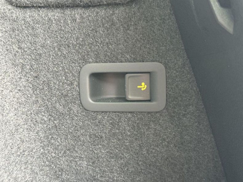 Škoda Karoq - hlavní fotka