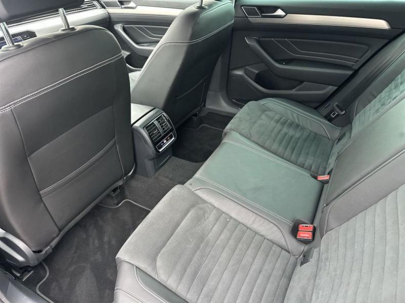 Volkswagen Passat - hlavní fotka