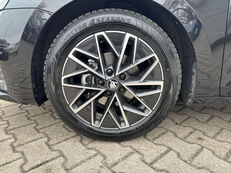 Škoda Octavia - hlavní fotka